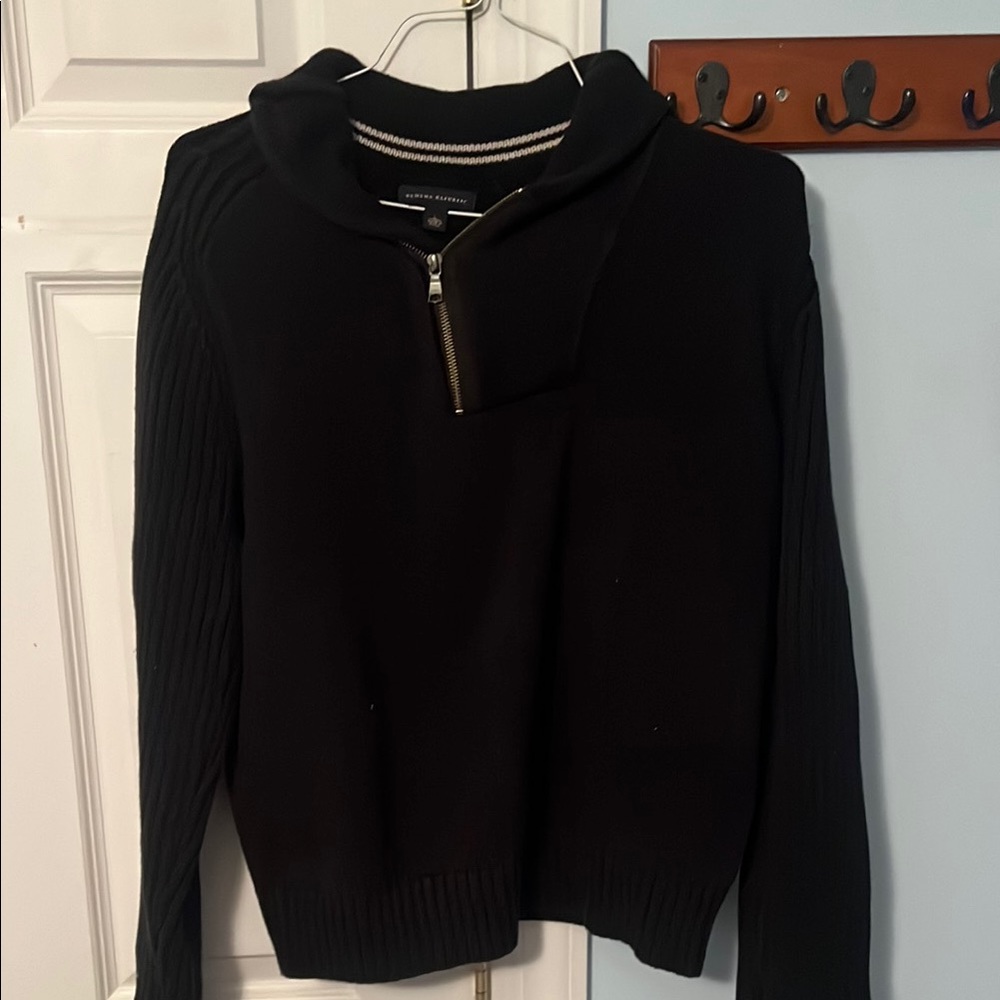 Black Banana Republic Sweater Size L